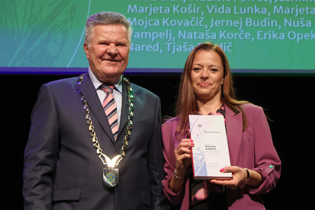 ZLATE PETICE 99z08 FOTO LJUBO VUKELIČ